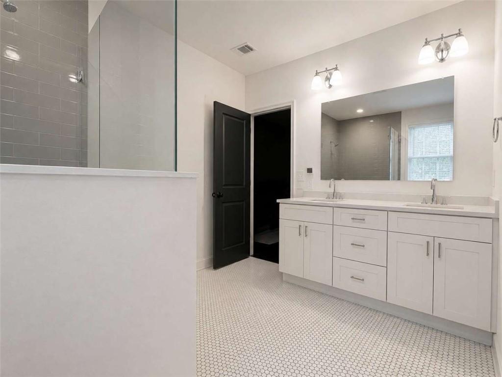 906 Westmont Road Sw Property Photo 20