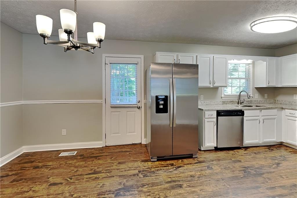 604 Dillon Drive Property Photo 4