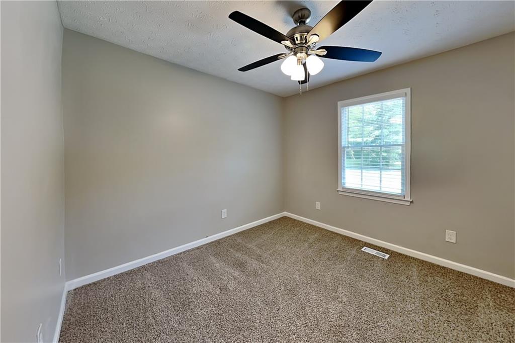 604 Dillon Drive Property Photo 13