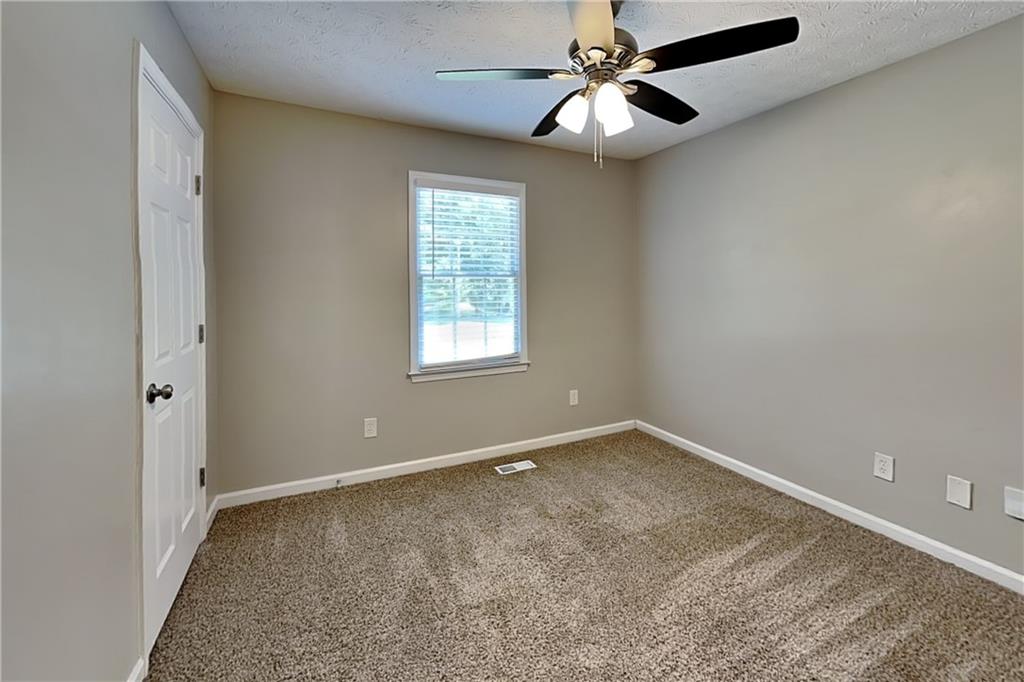 604 Dillon Drive Property Photo 16