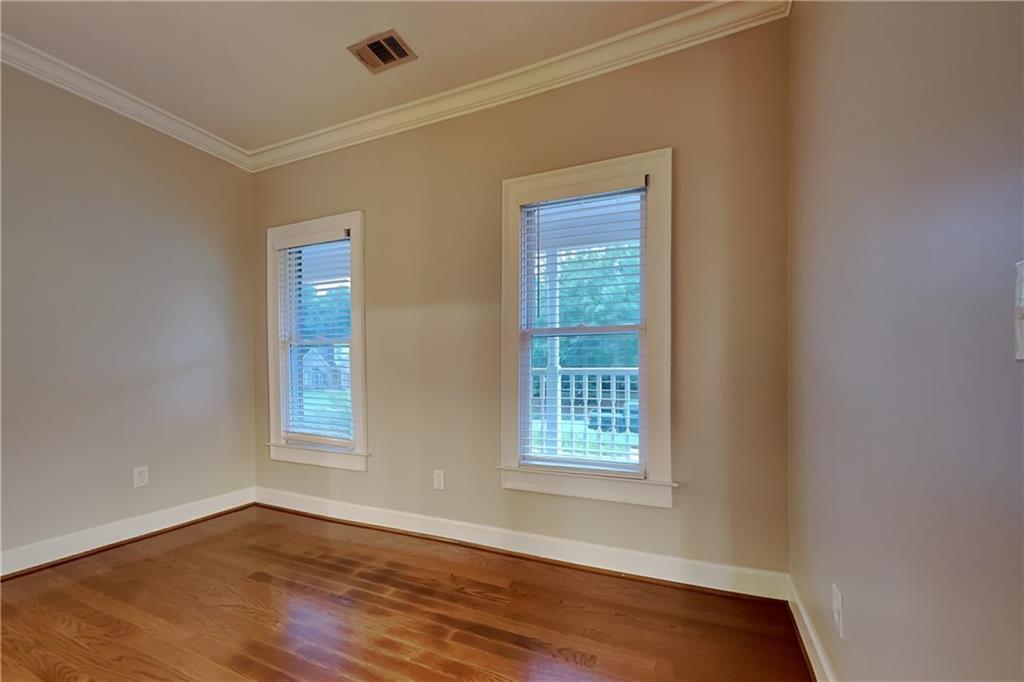 601 Peach Place Property Photo 4