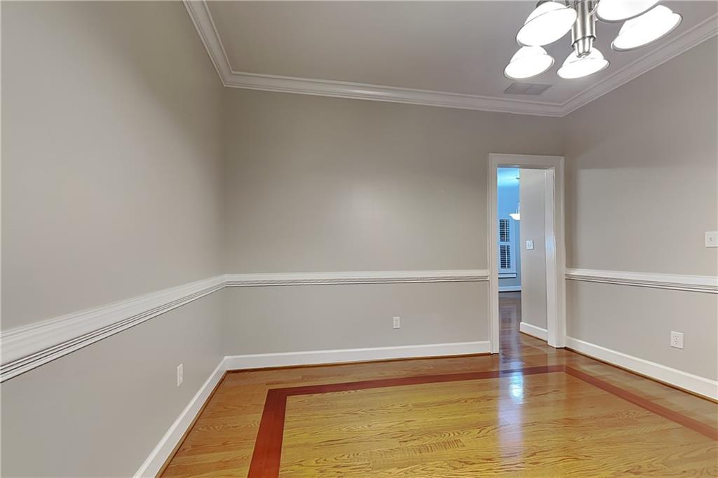 601 Peach Place Property Photo 8