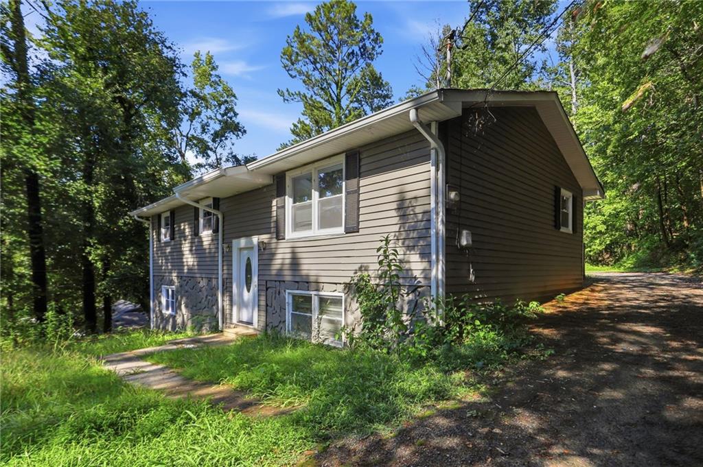 55 Grant Drive Nw Property Photo 3