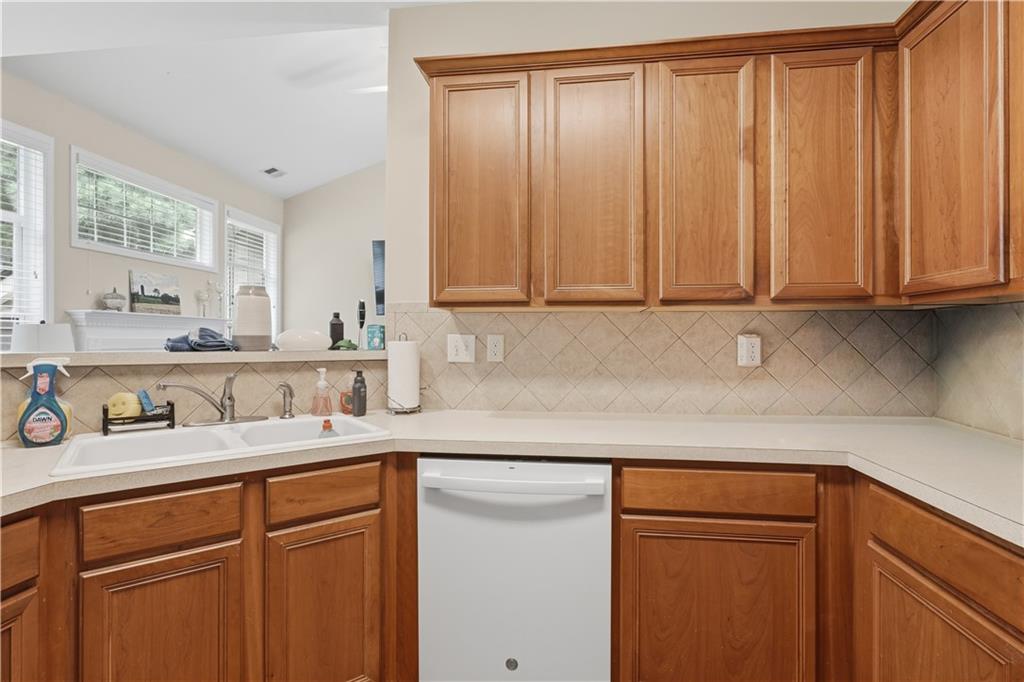 3749 Clear Lake Way Nw Property Photo 14