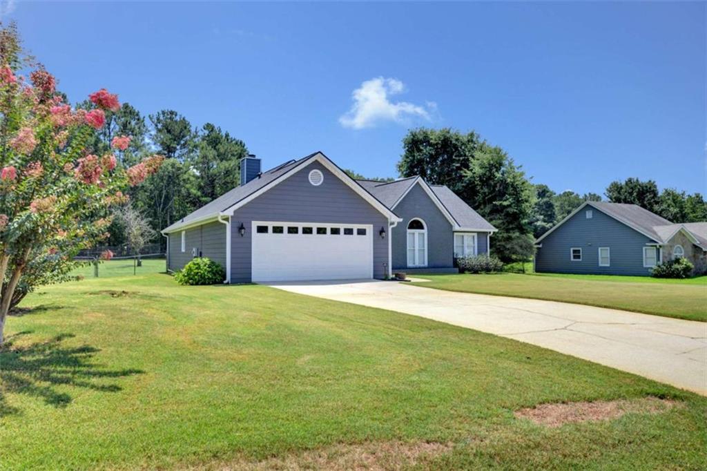 245 Trotters Walk Property Photo 2