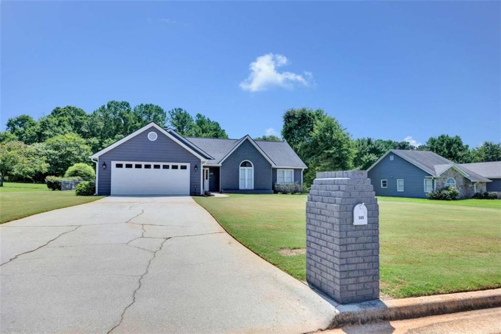 245 Trotters Walk Property Photo 3