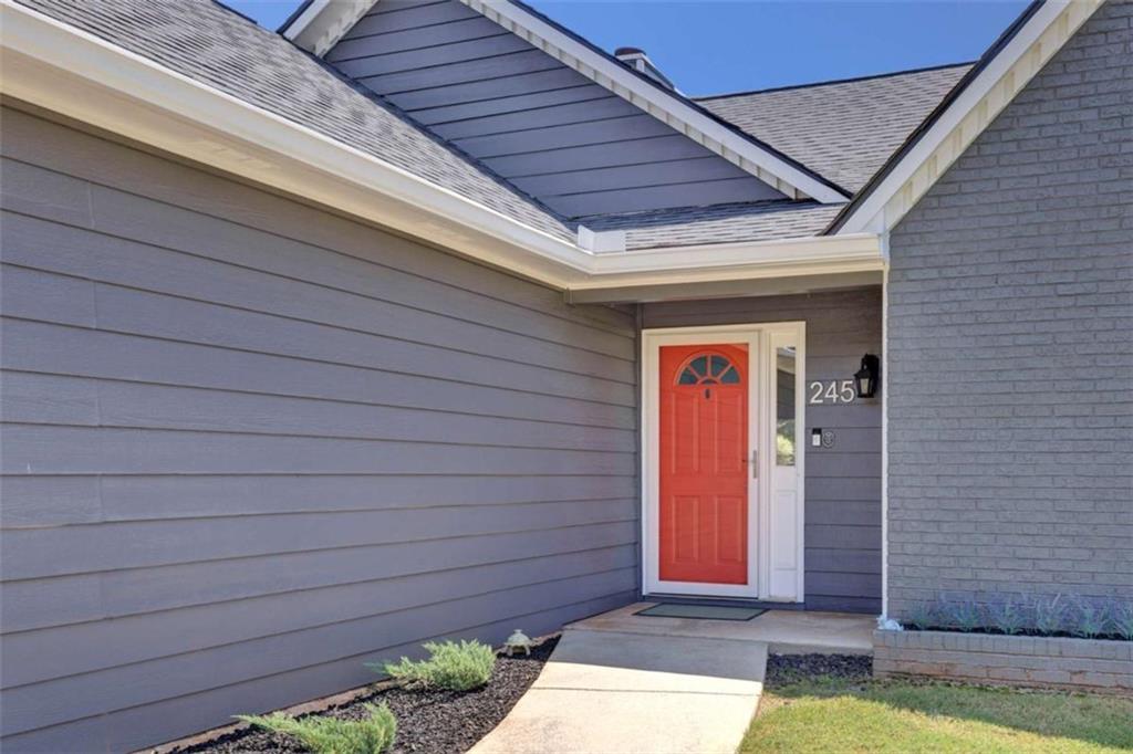 245 Trotters Walk Property Photo 4