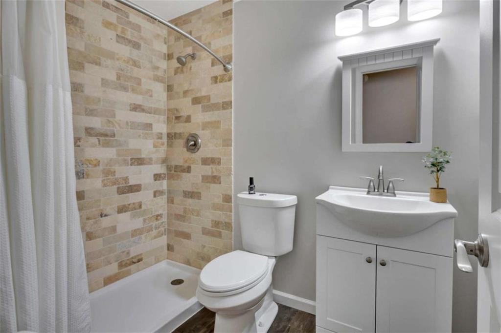 245 Trotters Walk Property Photo 33