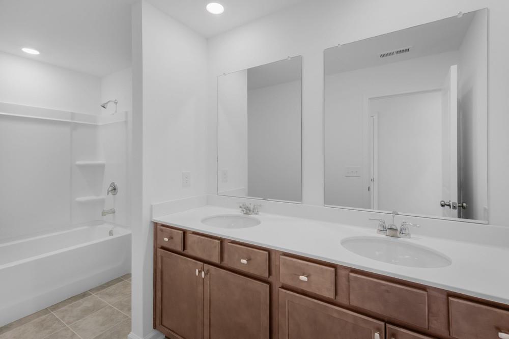 4039 Alderstone Drive Property Photo 25