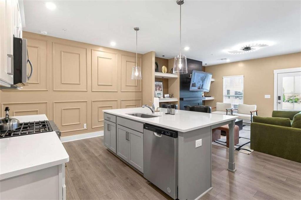 1723 Prospect Way Property Photo 12