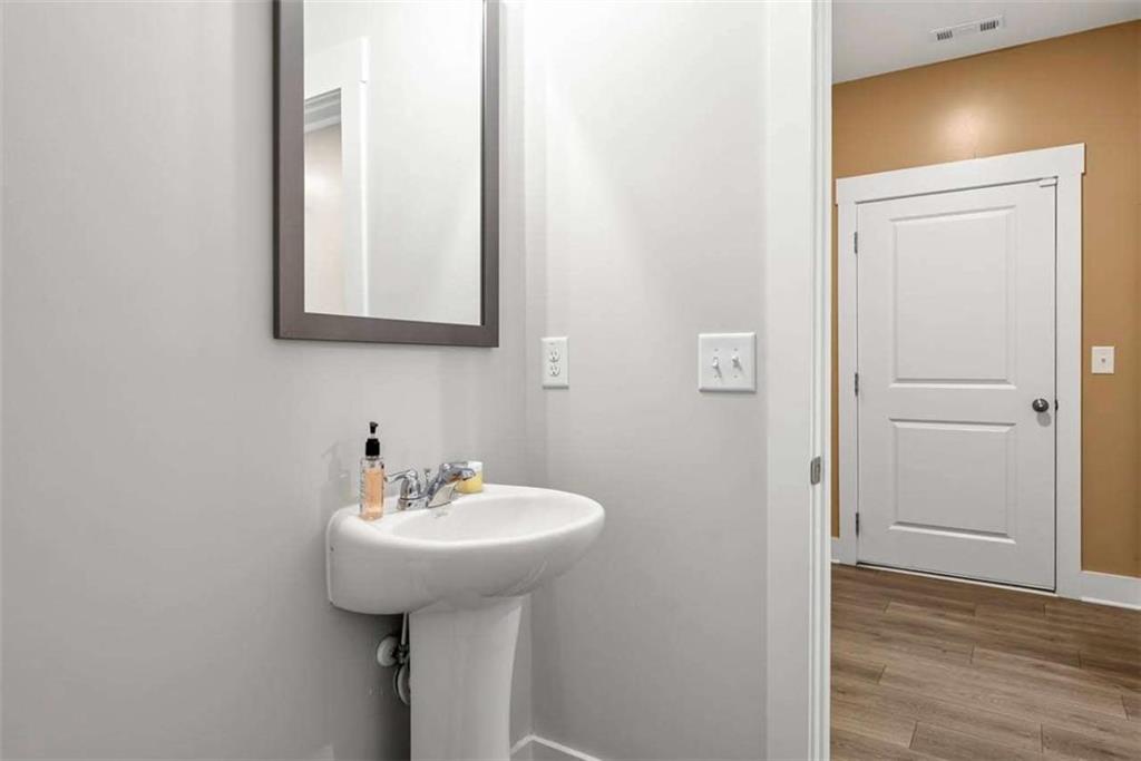 1723 Prospect Way Property Photo 18