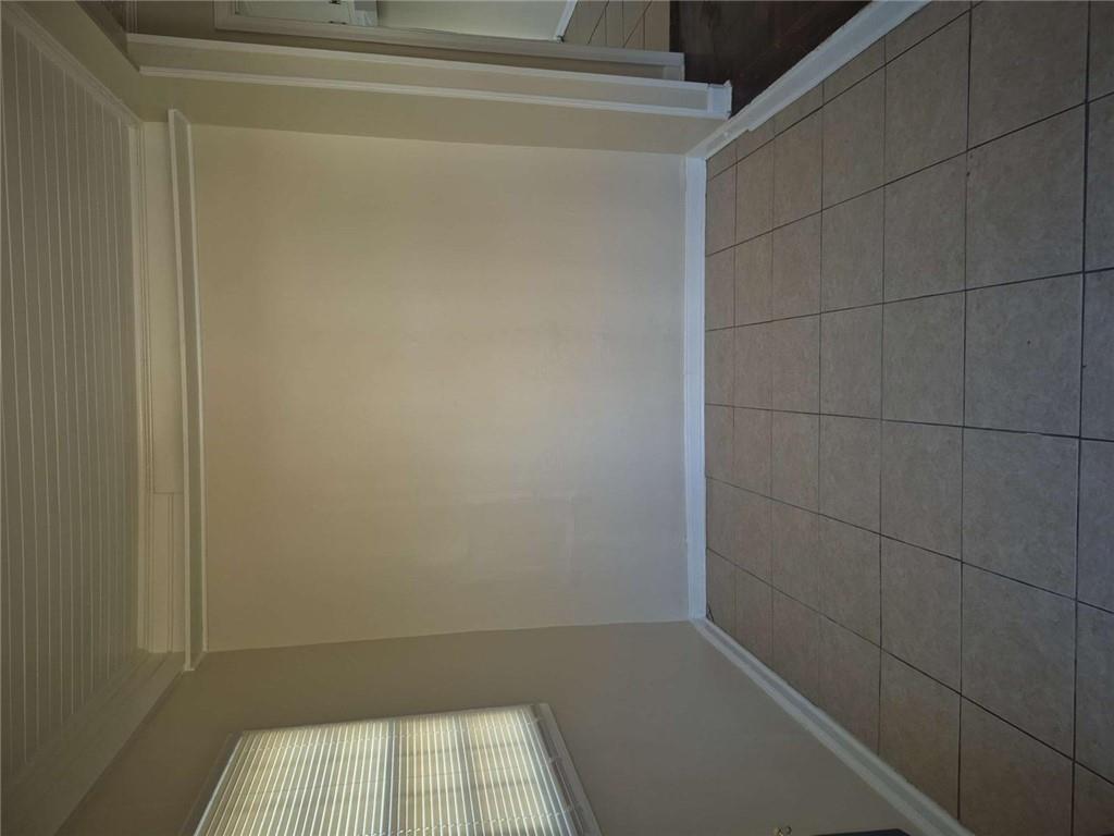 2190 Jernigan Drive Property Photo 2
