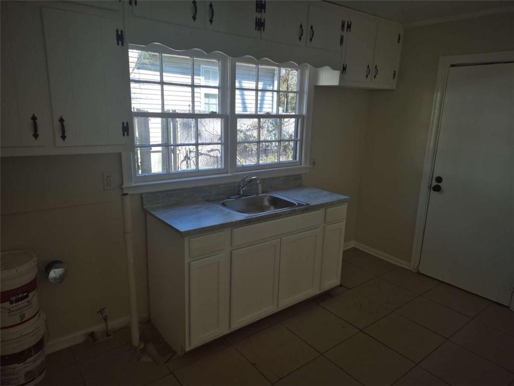 2190 Jernigan Drive Property Photo 6