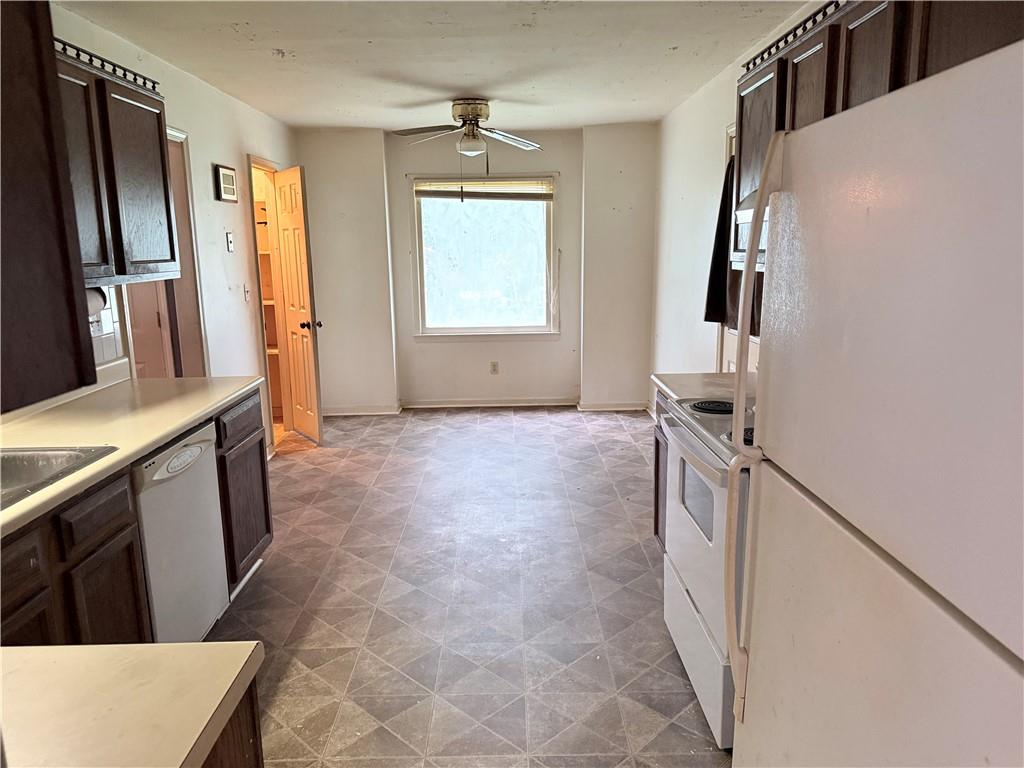 4770 Kensington Lane Se Property Photo 9