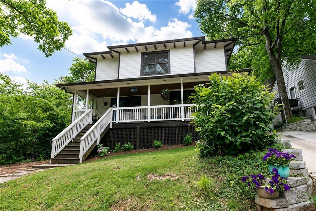 585 Warwick Street Se Property Photo 1