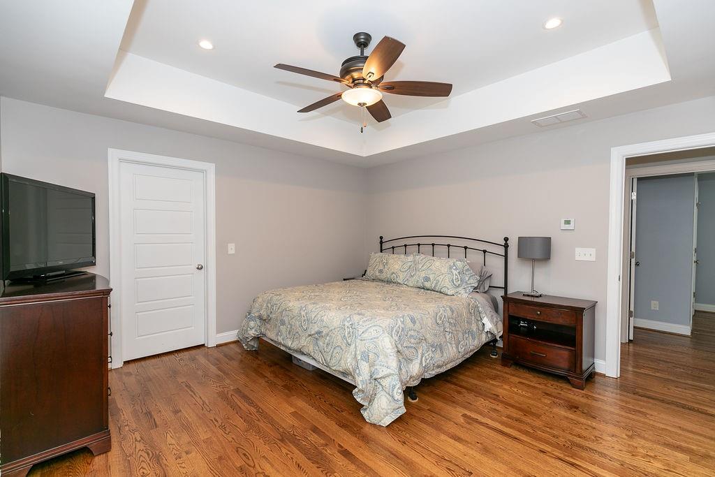 585 Warwick Street Se Property Photo 6