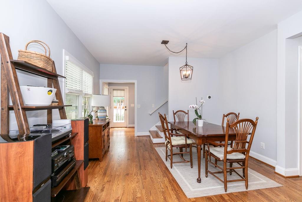 585 Warwick Street Se Property Photo 14