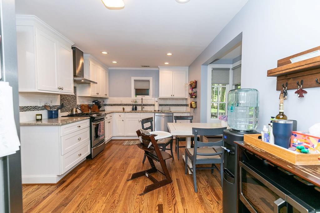 585 Warwick Street Se Property Photo 17
