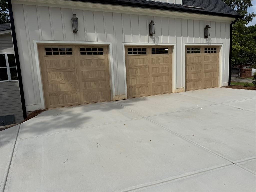 5990 Warpath Road Property Photo 4