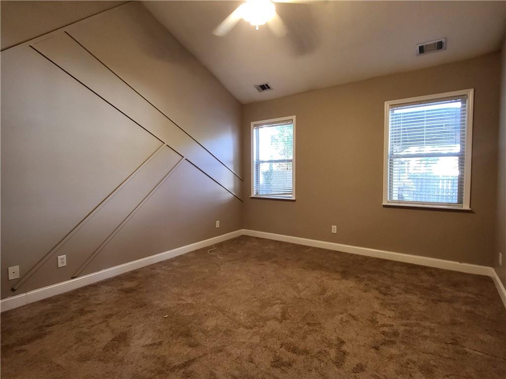 915 Silver Lake Drive Property Photo 7