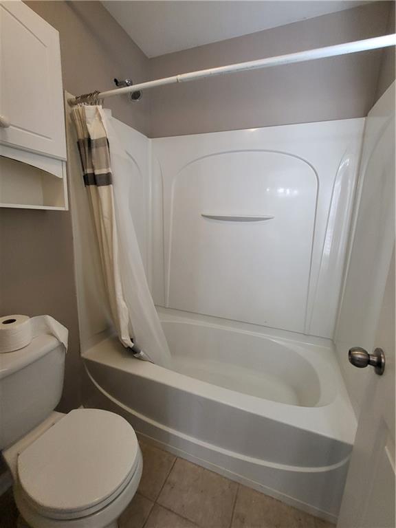 915 Silver Lake Drive Property Photo 13