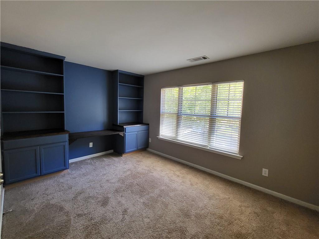 915 Silver Lake Drive Property Photo 14