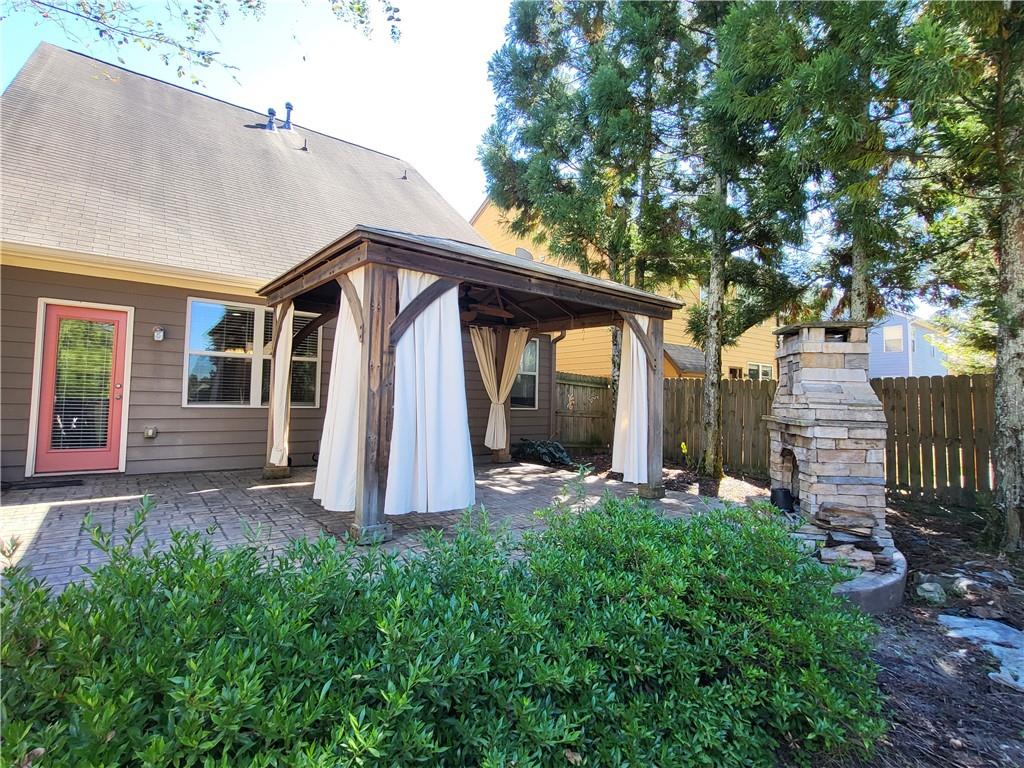915 Silver Lake Drive Property Photo 17