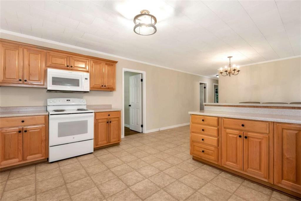 4188 Commerce Road Property Photo 12