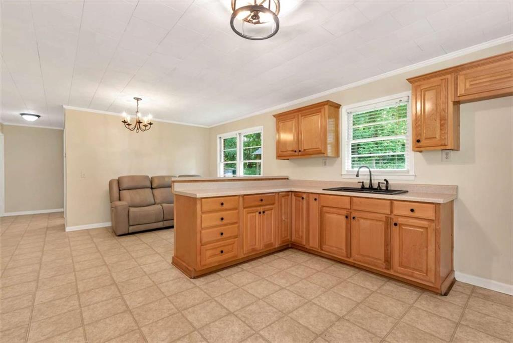 4188 Commerce Road Property Photo 13