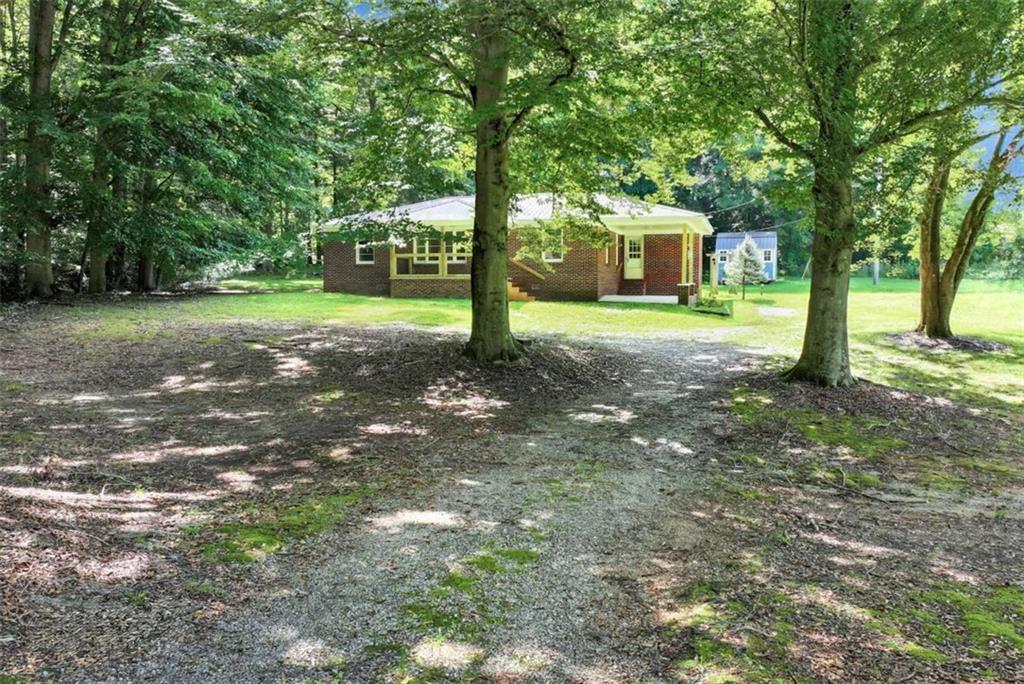 4188 Commerce Road Property Photo 32