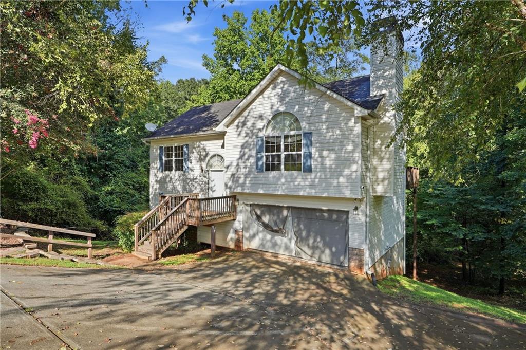 670 Chaseridge Drive Property Photo 2