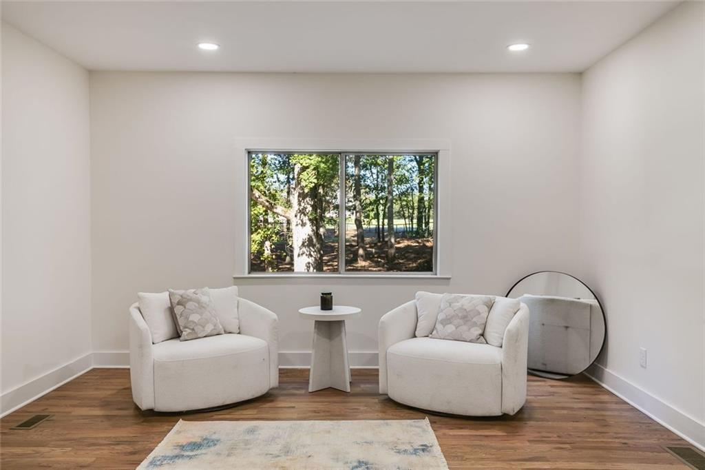 40 Crowe Road Property Photo 41