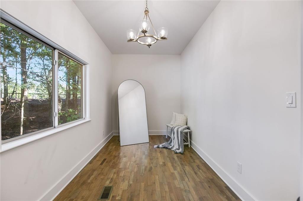 40 Crowe Road Property Photo 42
