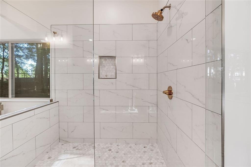 40 Crowe Road Property Photo 47