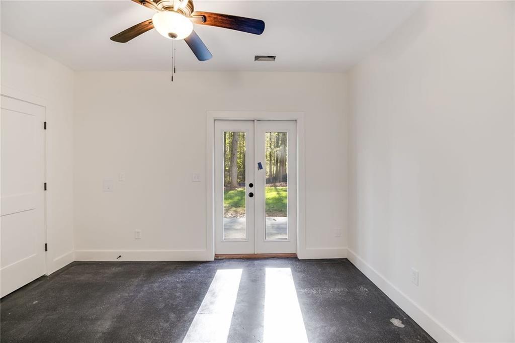 40 Crowe Road Property Photo 60