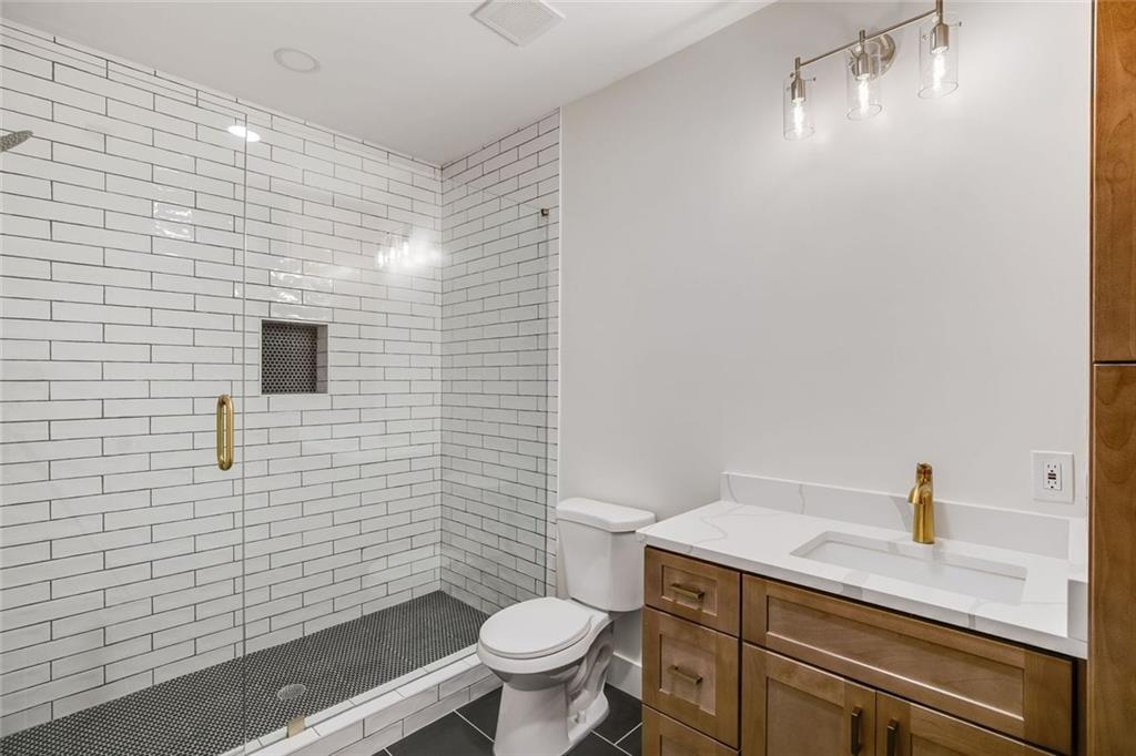 40 Crowe Road Property Photo 61