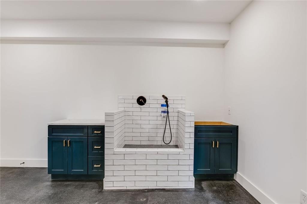 40 Crowe Road Property Photo 62
