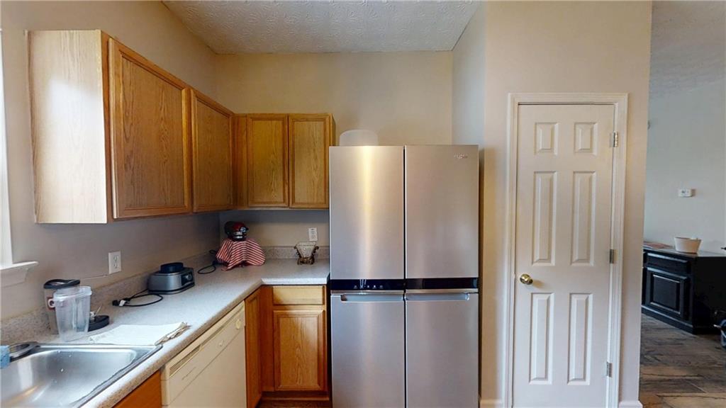 101 Ashgate Way Property Photo 17
