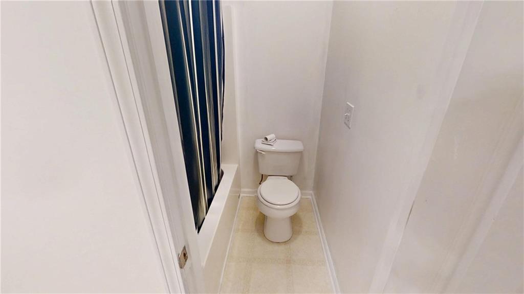 101 Ashgate Way Property Photo 28