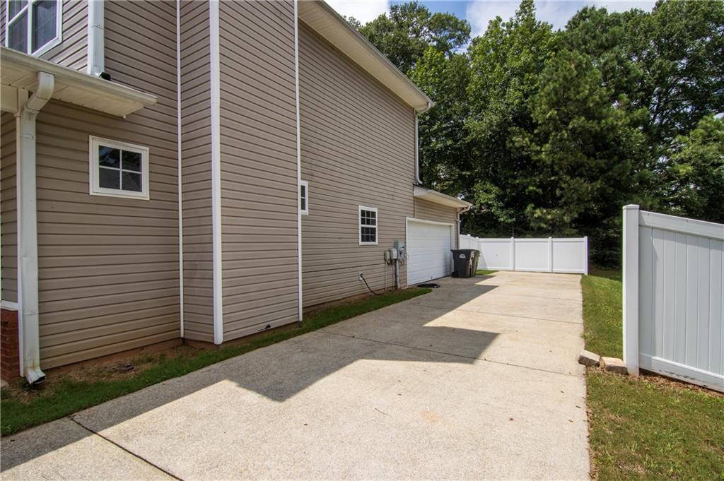101 Ashgate Way Property Photo 47