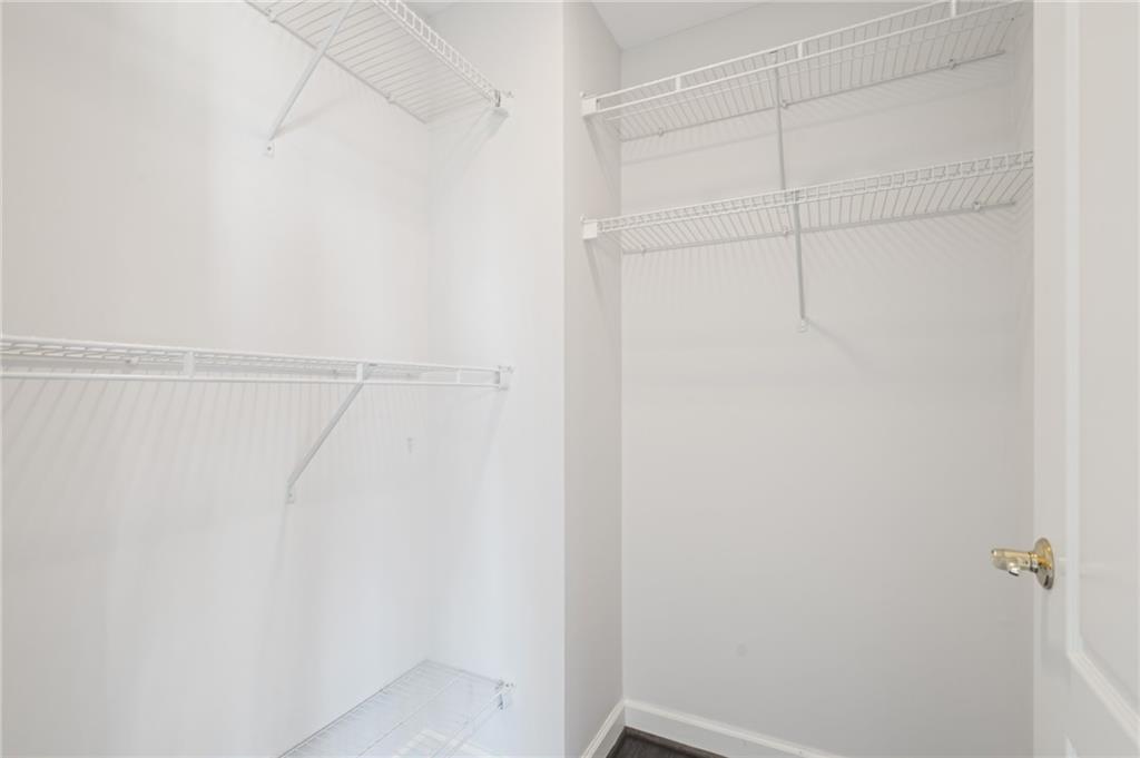 7816338 Property Photo 22