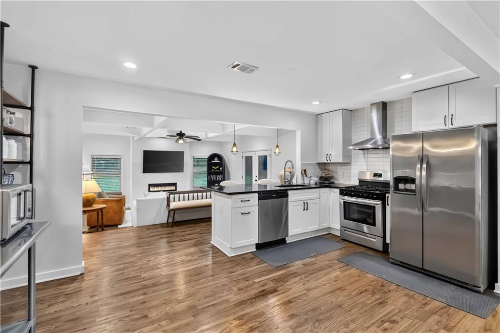 3638 Sheffield Place Property Photo 16