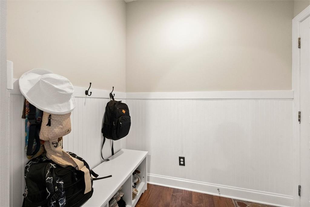 4535 Manor Creek Drive Property Photo 23
