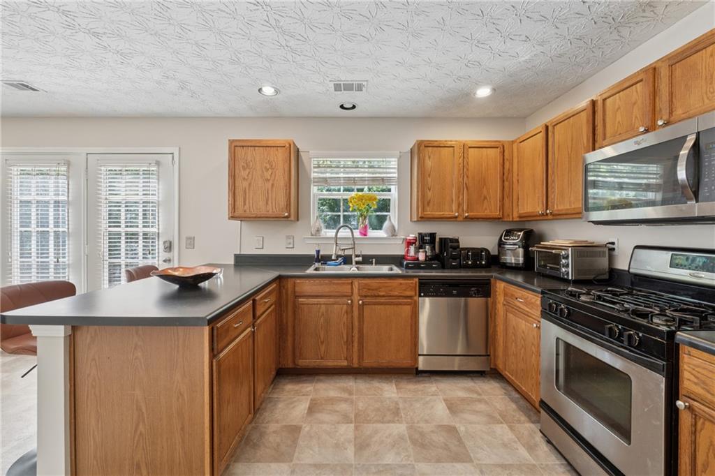 27 Waterbury Way Property Photo 10