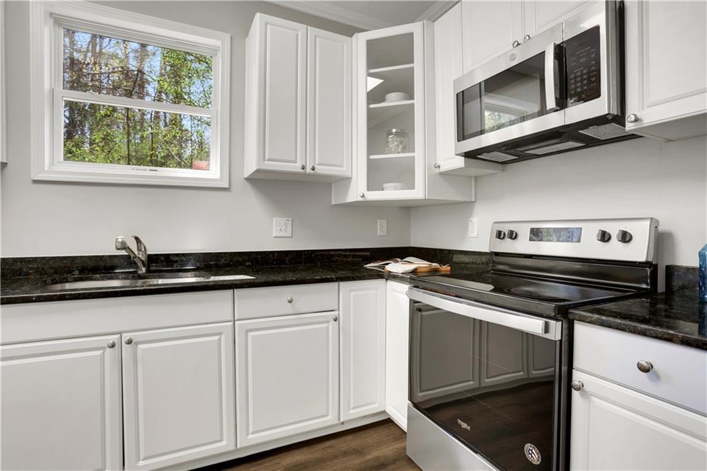 2431 Woodside Way Property Photo 13