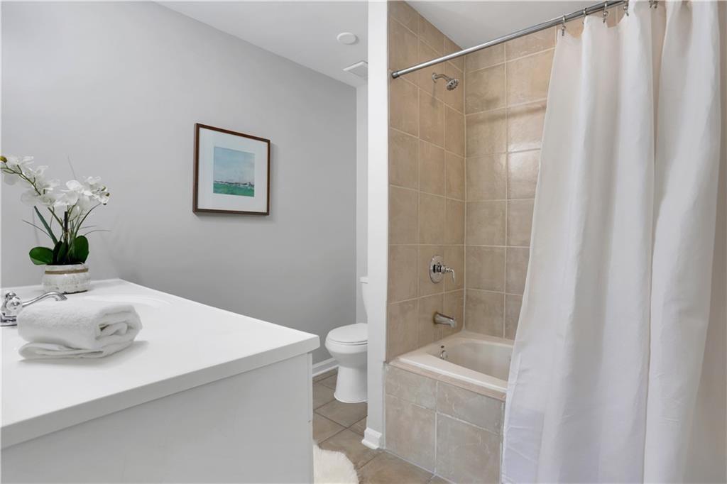 2431 Woodside Way Property Photo 20