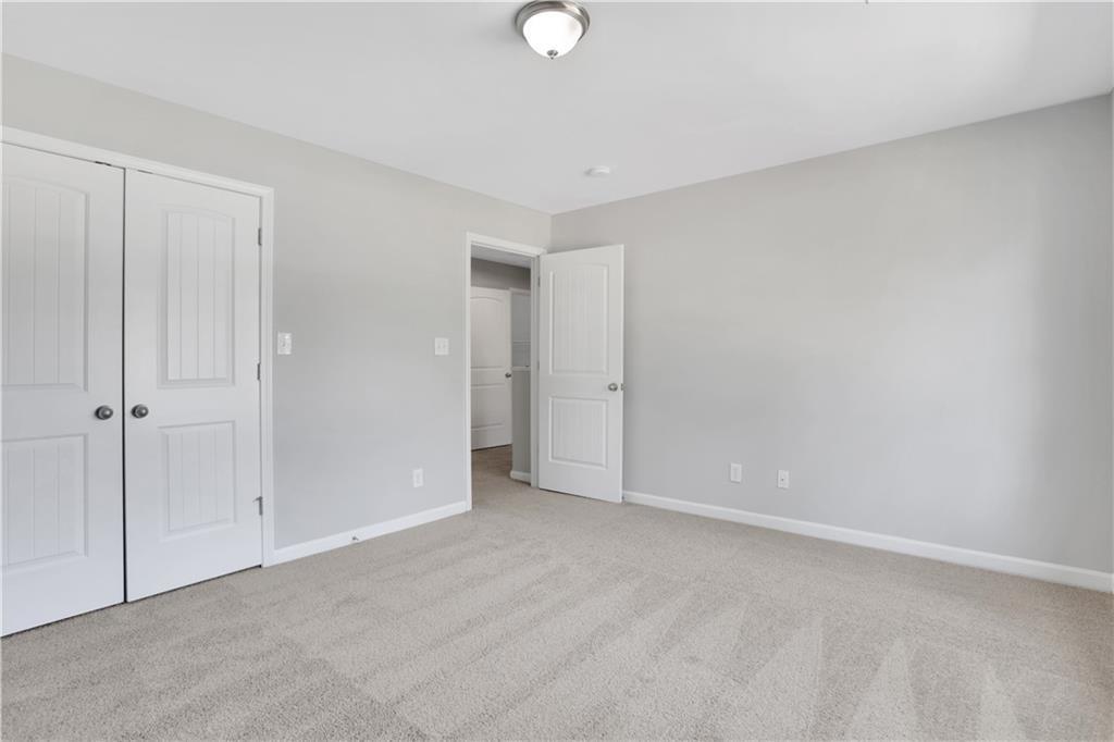 2431 Woodside Way Property Photo 27