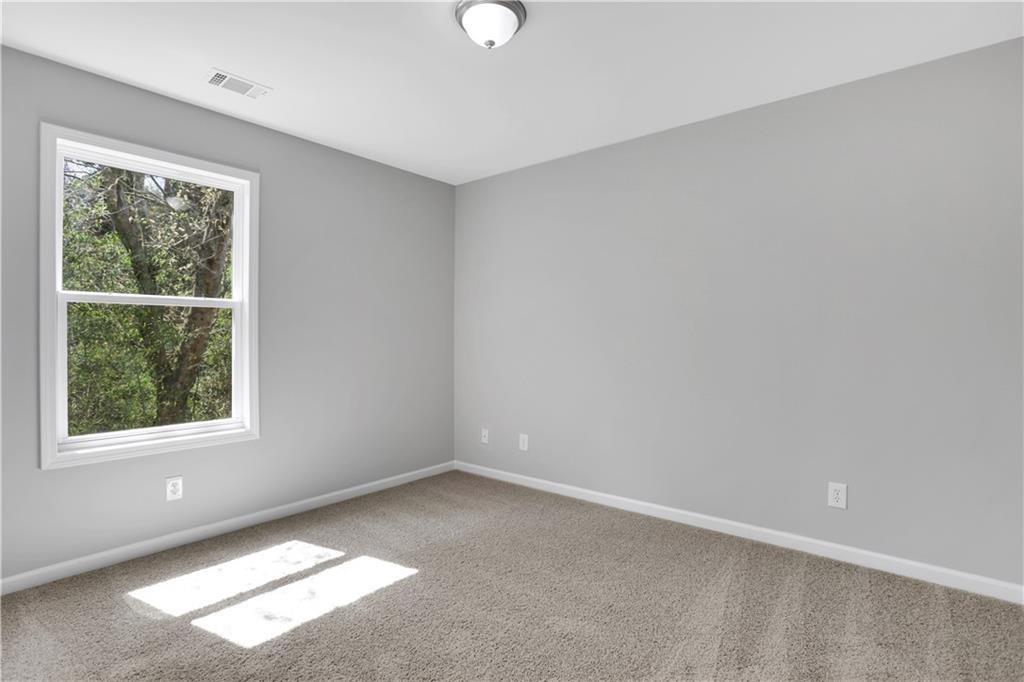 2431 Woodside Way Property Photo 28