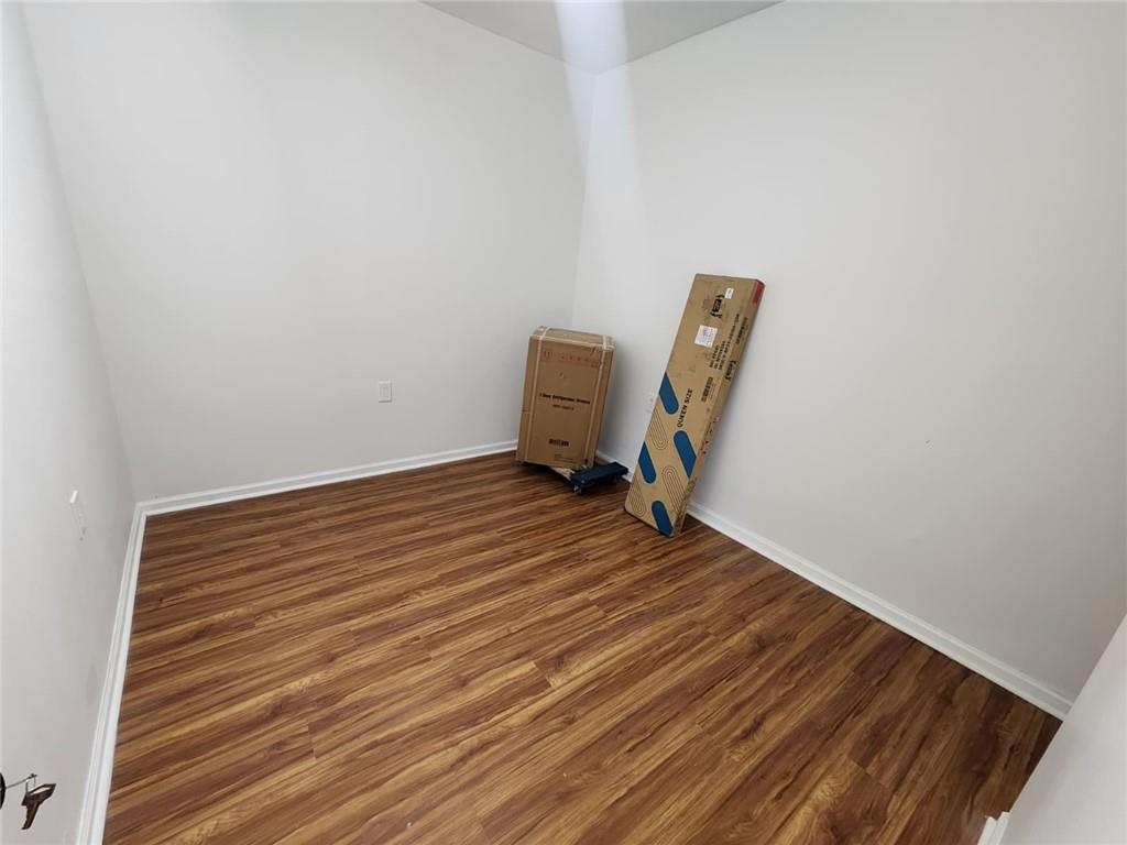 2431 Woodside Way Property Photo 34