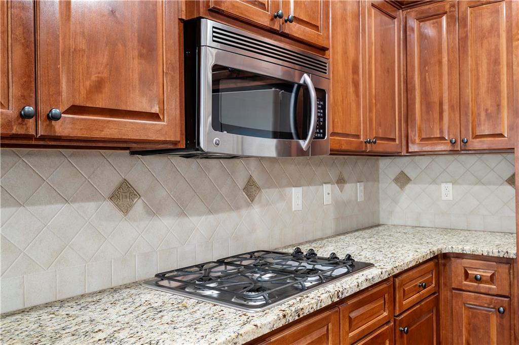 210 Misty Grove Drive Property Photo 19